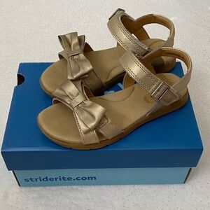 Stride Rite Cesia Sandal in Champagne Size 13W